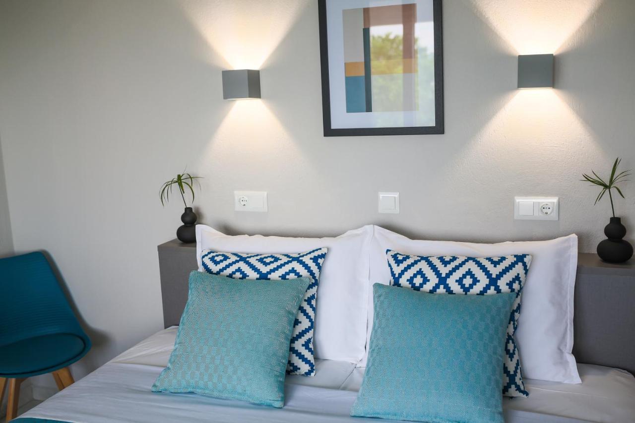 Joya Ofrynio Stylish Suites Ofrinion Bagian luar foto