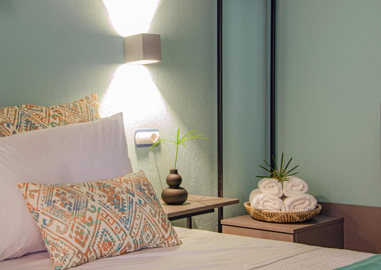 Joya Ofrynio Stylish Suites Ofrinion Bagian luar foto